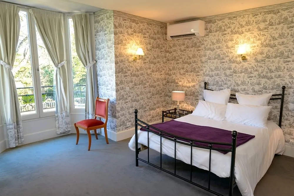 Logis Hotel Restaurant La Tour De Ciron Carmaux